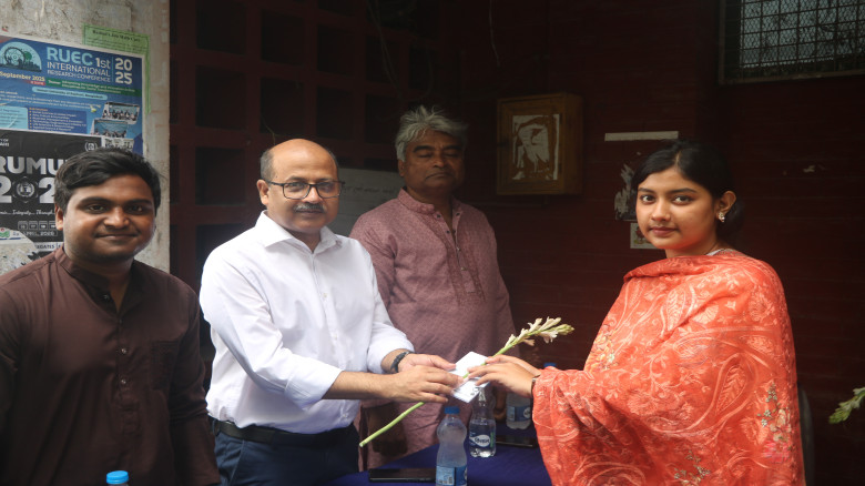 নবীনদের বরণ করে নিল রাজশাহী বিশ্ববিদ্যালয় সাংবাদি...