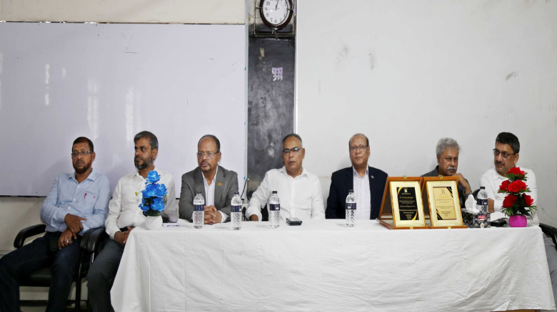 শিক্ষা ও গবেষণার মানোন্নয়নে শক্তিশালী অ্যালামনাই অ...