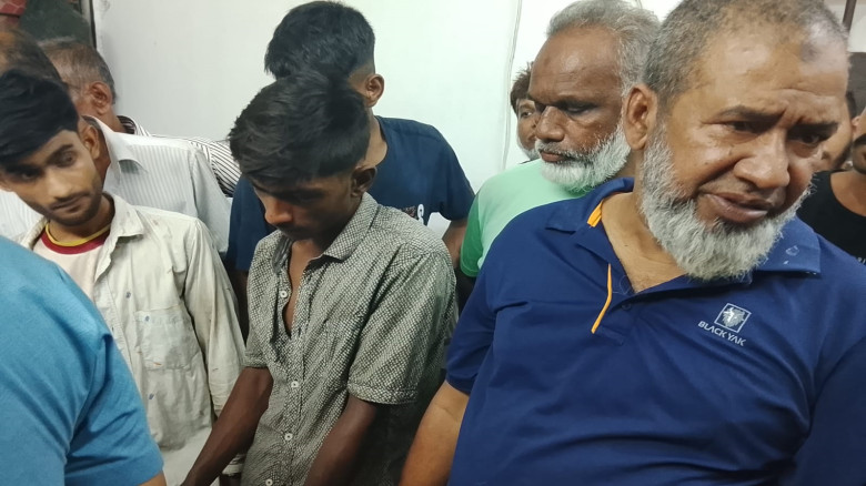 বরিশালে আওয়ামী লীগ ও সহযোগী ছাত্র-যুবলীগের ১০ কর্ম...
