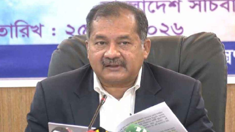 দেশে পর্যাপ্ত জ্বালানি তেলের মজুত রয়েছে: তথ্যমন্ত্...