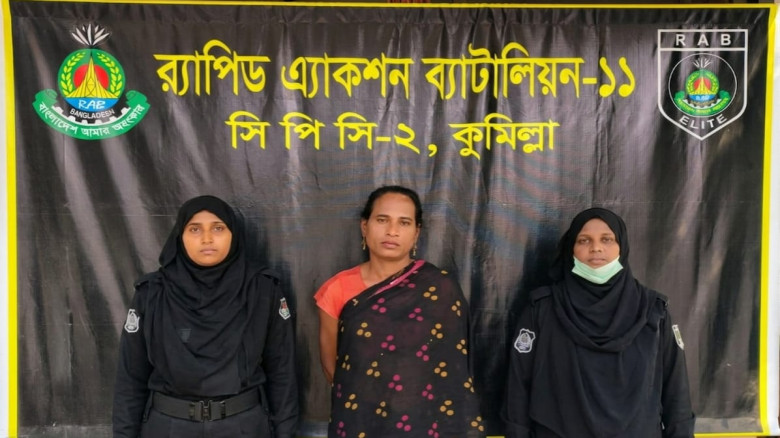 কুমিল্লার বুড়িচংয়ে তৃতীয় লিঙ্গের ব্যক্তিকে পুড়িয়ে ...