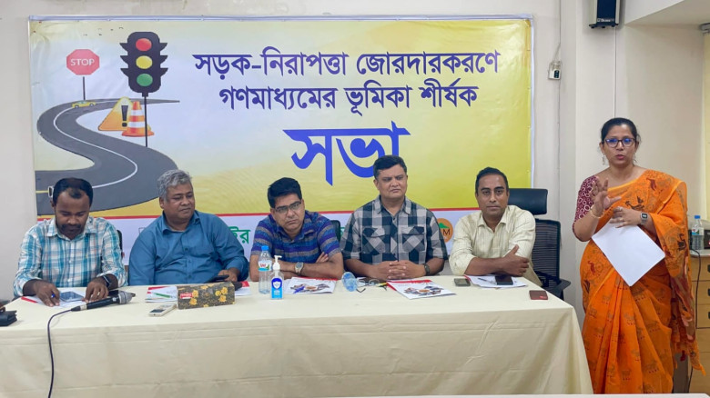 ঈদযাত্রায় ফিটনেসবিহীন যানবাহন চলাচল বন্ধের সুপারিশ...