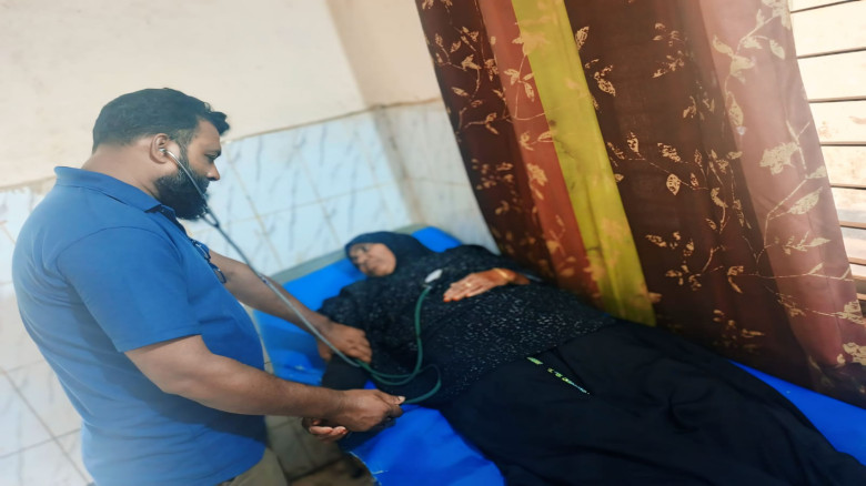 বাবরের জন্য আড়াই মাস ধরে রোজা রেখে হাসপাতালে ভর্তি...