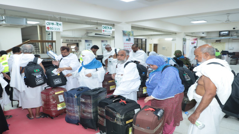 বিমান বাংলাদেশ এয়ারলাইন্সের সফলভাবে প্রি-হজ কার্যক...