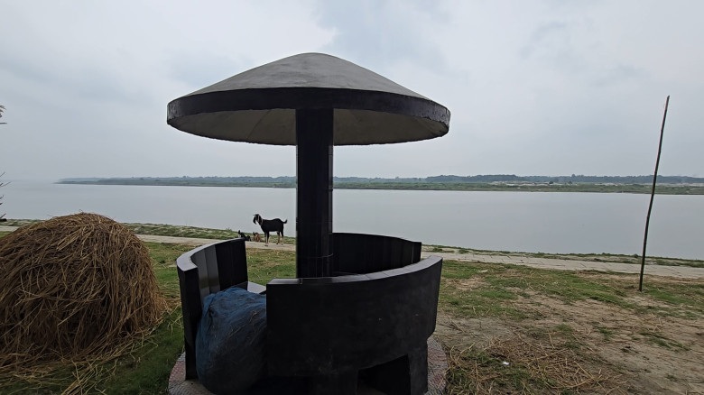 স্থায়ী বাঁধে রক্ষা পেল হাজারো পরিবার, বীরশ্রেষ্ঠ র...