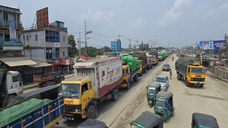 ঢাকা-সিলেট মহাসড়কের ব্রাহ্মণবাড়িয়ার ১২ কিলোমিটার অ...