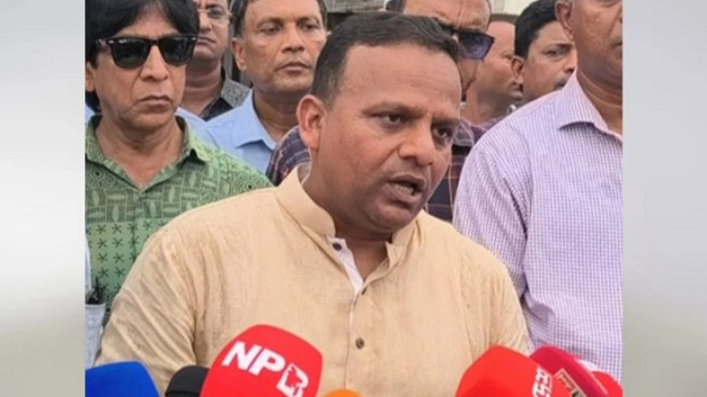 দপ্তরে গিয়ে অনিয়ম পেলেন প্রতিমন্ত্রী, ১৬ কর্মকর্তা...