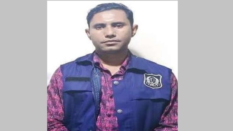 সীমান্তের চোরাকারবারিদের আপন আত্মা গর্জনিয়া ফাঁড়ির...