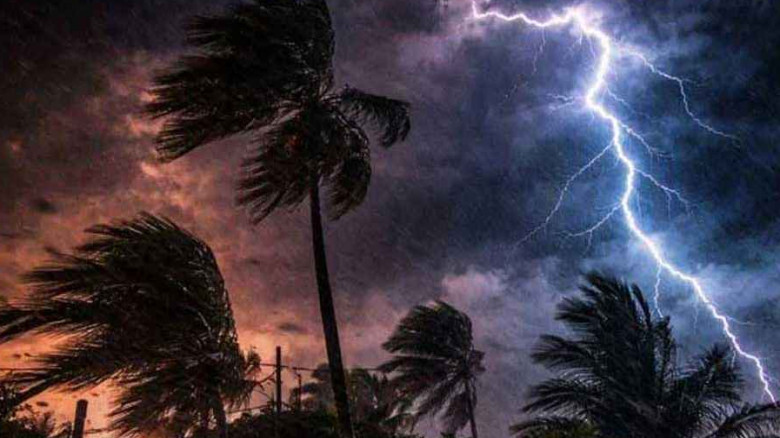 চার অঞ্চলে বজ্রসহ বৃষ্টির শঙ্কা...