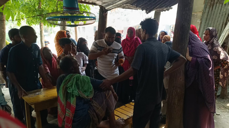 ঝিনাইদহে স্ত্রীকে কুপিয়ে হত্যার অভিযোগ স্বামীর বির...