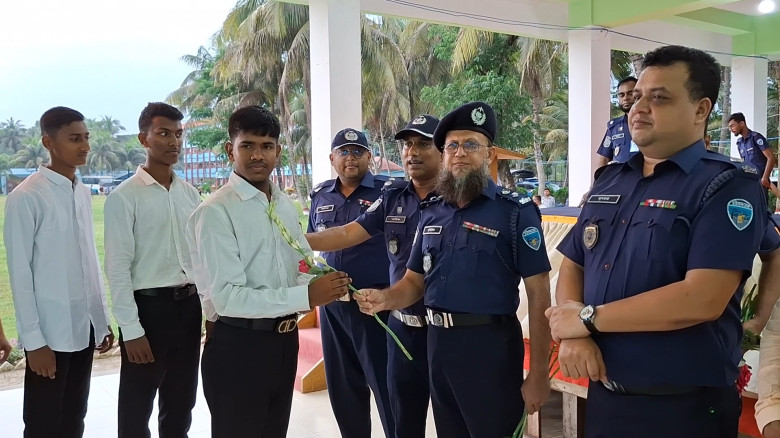 স্বপ্নপূরণ ৪৫ তরুণ-তরুণীর, খরচ মাত্র ৫৬ টাকা...