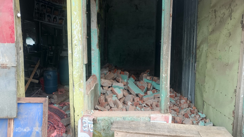 ধর্মপাশায় বিএনপি নেতার ব্যবসাপ্রতিষ্ঠানে সন্ত্রাসী...
