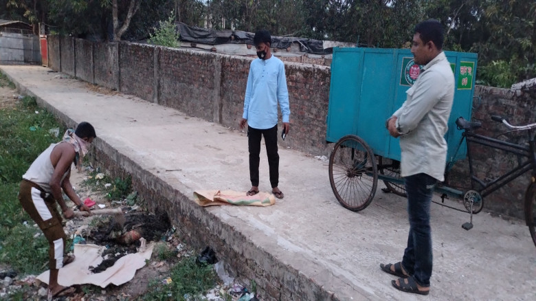 টেকনাফ পৌর প্রশাসকের প্রতিশ্রুতি মতে ২৪ ঘন্টার মধ্...