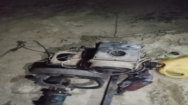 চুনারুঘাটে বালু উত্তোলনে ব্যবহৃত মেশিন ও পাইপ বিনষ...