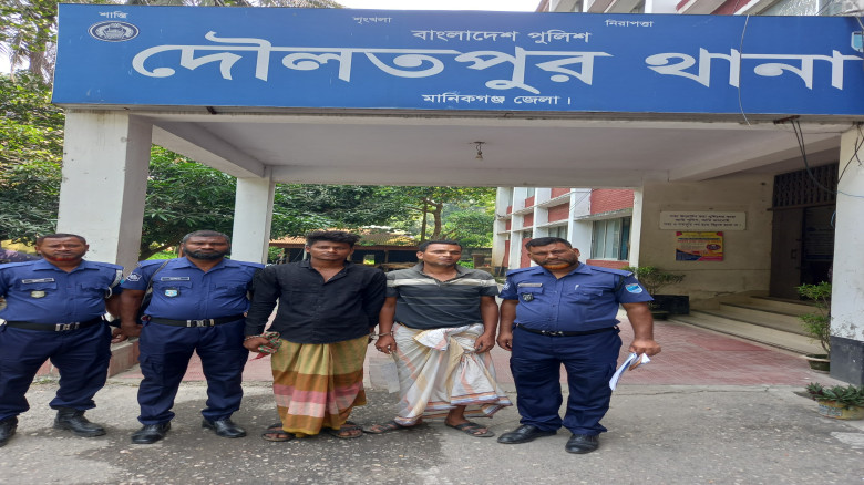 দৌলতপুরে হেরোইন ব্যবসায়ী সুবল মোল্লা গ্রেফতার...