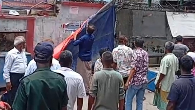 কিশোরগঞ্জ শহরে ফুটপাত দখলমুক্ত করতে উচ্ছেদ অভিযান ...