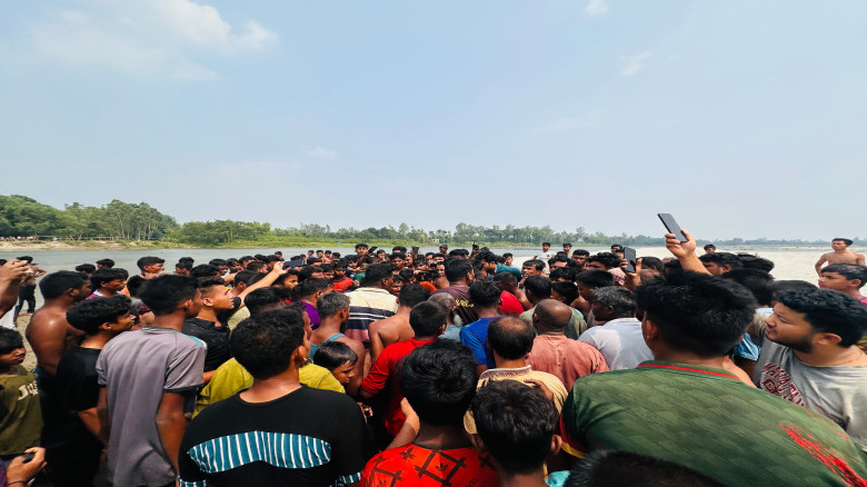 খানসামায় আত্রাই নদীতে গোসল করতে নেমে ২ ভাইয়ের মৃত্...