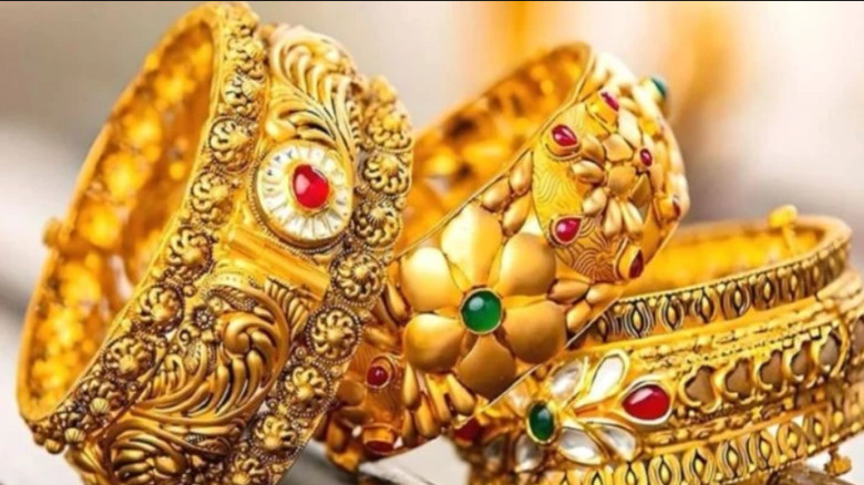 সোনার দাম কমেছে