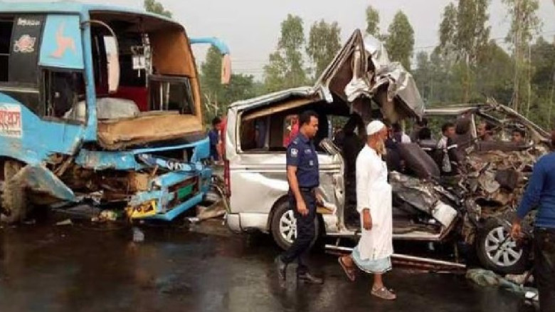 সড়কে ঝরেছে ২৮১ প্রাণ, বেশি প্রাণহানি মোটরসাইকেলে...