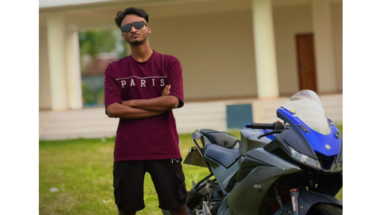 সখীপুরে মোটরসাইকেল দুর্ঘটনায় ২ দিন লাইফ সাপোর্টে থ...