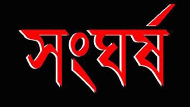 লালমোহন জমিজমা সংক্রান্ত শালিশ চলমান অবস্তায় সংঘর্...