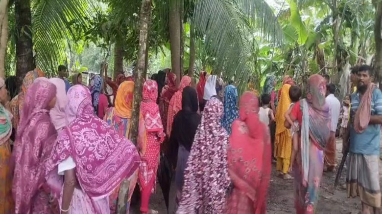 বাবা কারাগারে, মা দূরে; নিঃসঙ্গ ঘরে ১৬ বছরের কিশোর...