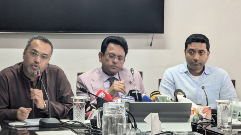 ২২ লাখ ক্ষুদে শিক্ষার্থীর অবিস্মরণীয় ফুটবল টুর্না...