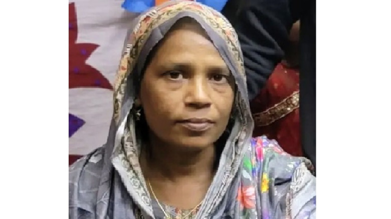 পদ্মা নদীতে নিখোঁজ নারীকে ২ দিন পর জীবিত পাওয়া গে...