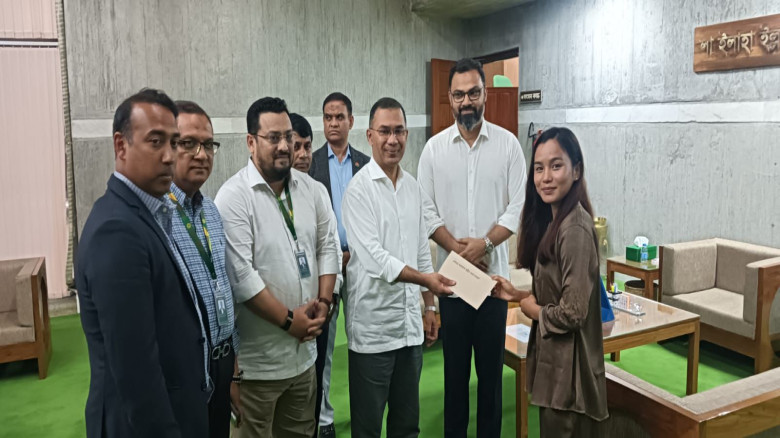 সাফজয়ী ফুটবলার ঋতুপর্ণা চাকমার গৃহনির্মাণে প্রধানম...