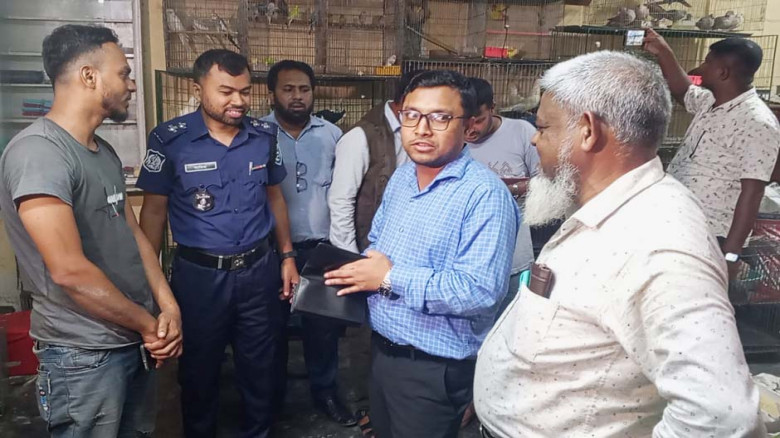 সৈয়দপুরে দেশীয় পাখি বিক্রির দায়ে ব্যবসায়ীর জরিমানা...