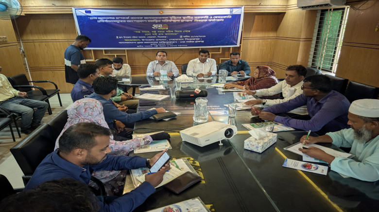 নেছারাবাদে গ্রাম আদালত বিষয়ে জনসচেতনতা বাড়াতে সমন্...