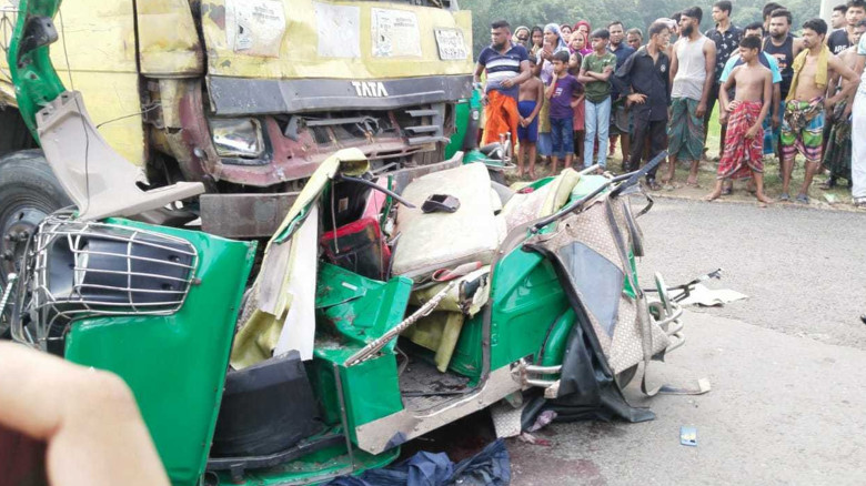 মে মাসে সড়ক দুর্ঘটনায় নিহত ৫৮৬ জন...