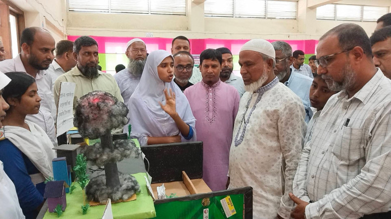 ধামইরহাটে সৃজনশীলতা বিকাশে বিঙান প্রকল্প স্টাটআপ প...