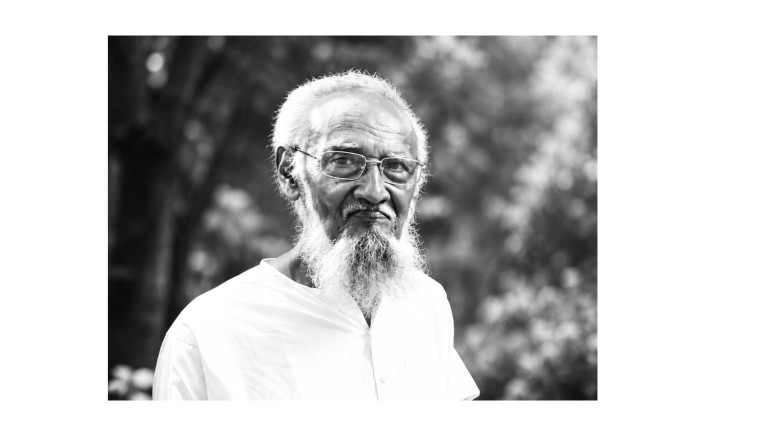 নেছারাবাদে সাংবাদিক পরিবারের শোক, সামছুল হকের ইন্ত...