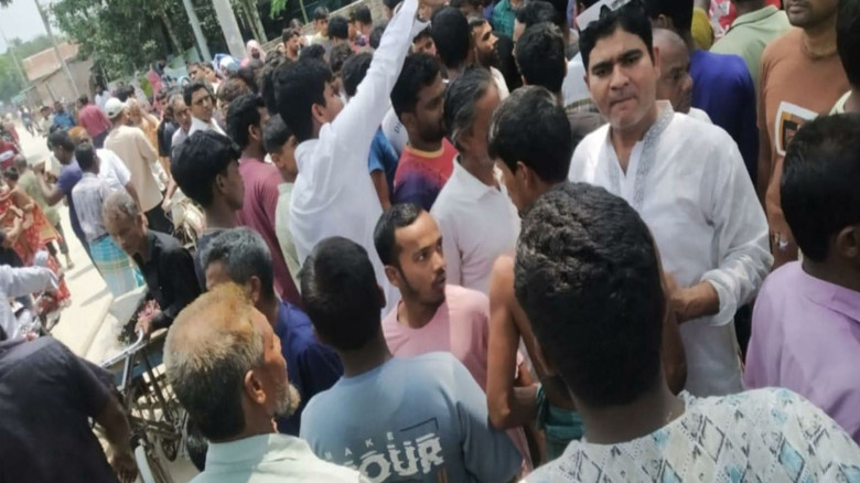 ঠাকুরগাঁওয়ে সড়ক দুর্ঘটনায় নিহত ৯ম শ্রেণির ছাত্রী...