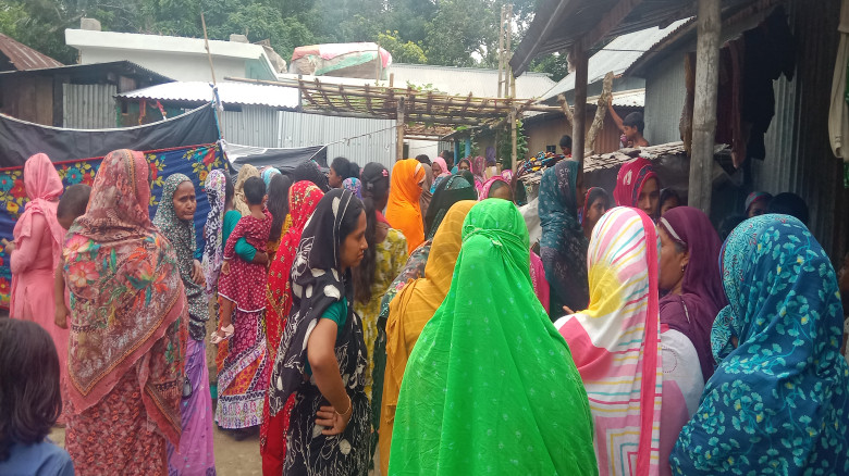কাশিয়ানীতে গৃহবধূকে পিটিয়ে হত্যা, থানায় মামলা...
