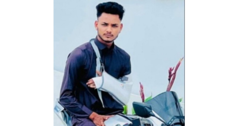 বাঁশখালীতে ইয়াবা ফেলে পালানোর সময় সড়ক দুর্ঘটনায় মা...