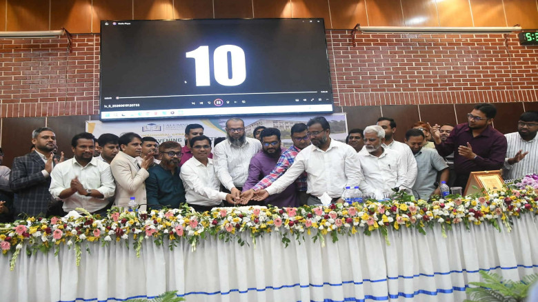 বর্ণাঢ্য আয়োজনে পবিপ্রবির এএনএসভিএম অনুষদ অ্যালামন...