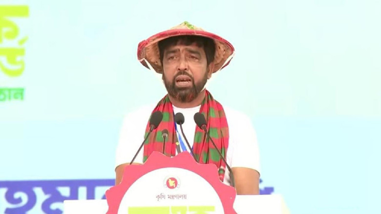 কৃষক কার্ড নিয়ে আলোচনায় আসা কবির হোসেন মারা গেছে...