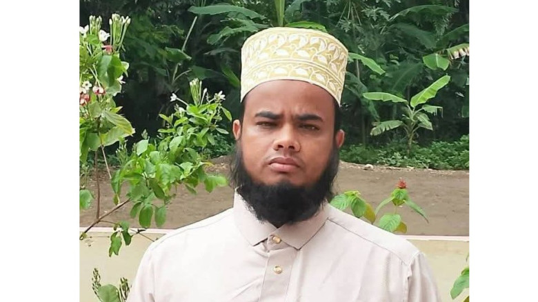 চিরকুট লিখে মসজিদের ইমামের আত্মহত্যা...