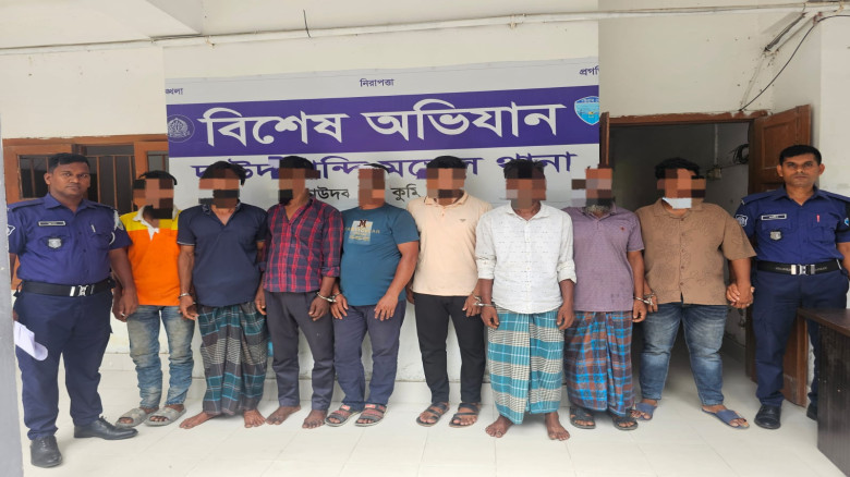 দাউদকান্দিতে মাদক, চুরি মামলা ও পরোয়ানাভুক্ত আসামি...