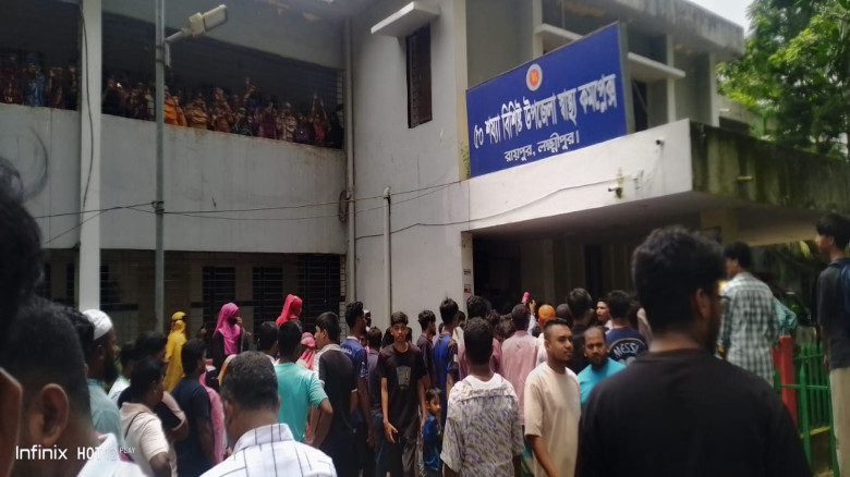 রায়পুরে মা ও দুই মেয়েকে কুপিয়ে হত্যা: গণপিটুনিতে ঘ...