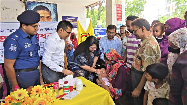 টাঙ্গাইলে জাতীয় ভিটামিন ‘এ’ প্লাস ক্যাপসুল ক্যাম্প...