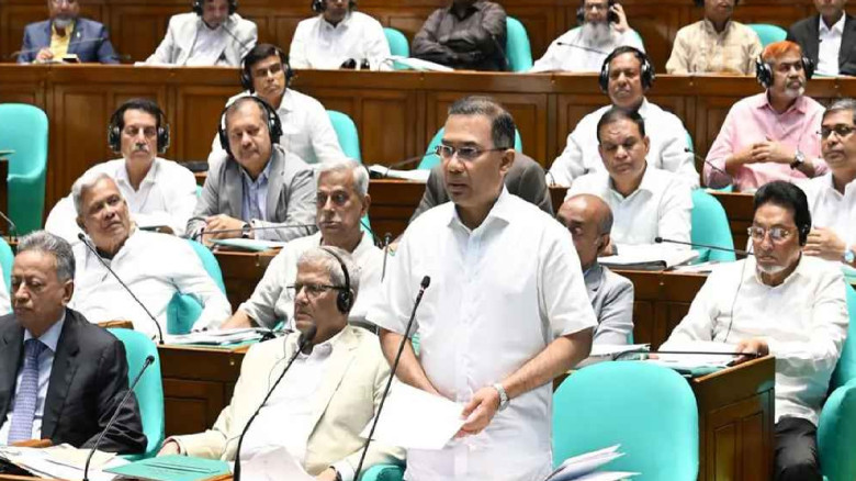 চাকরির জন্য তরুণদের বছরের পর বছর অপেক্ষা করতে হবে ...