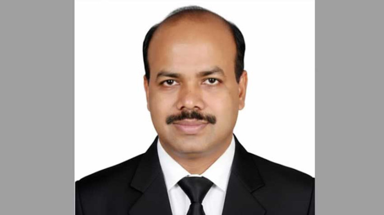 সীতাকুণ্ডের উন্নয়ন কার্যক্রমে স্থবিরতা, শপথের অপেক...