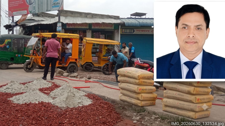 সড়ক সংষ্কারে এগিয়ে আসলেন জেলা প্রশাসক রায়হান কবি...
