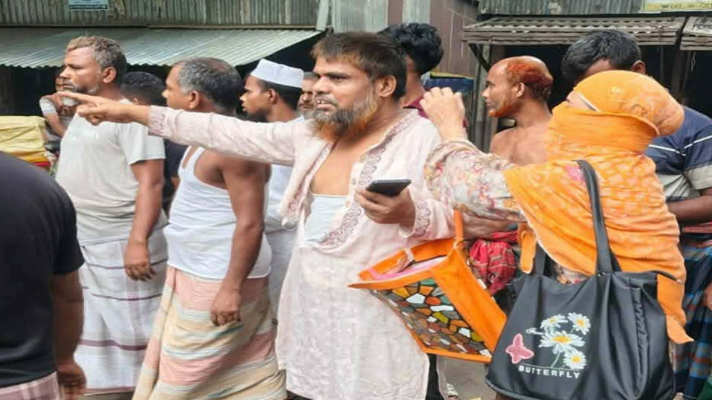 বেলকুচিতে বিদ্যালয়ের কমিটি গঠনকে কেন্দ্র করে প্রধা...