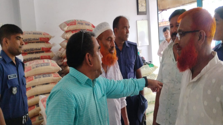 চুয়াডাঙ্গার জীবননগরে এক ব্যবসায়ীকে ১ লাখ টাকা জরিম...