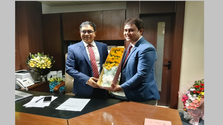 বেঙ্গল কমার্শিয়াল ব্যাংকের নতুন এমডিকে কার্ড ডিভি...
