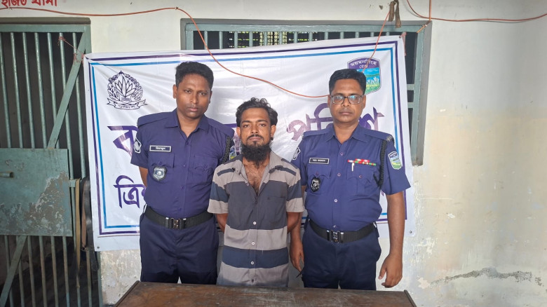 ত্রিশালে মাদকাসক্ত ছেলের নির্যাতনে অতিষ্ঠ বৃদ্ধ বা...